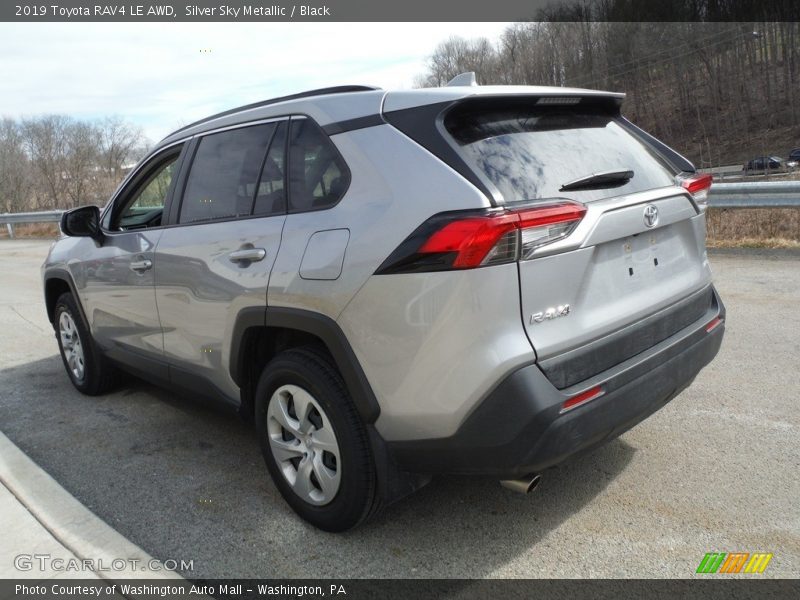 Silver Sky Metallic / Black 2019 Toyota RAV4 LE AWD