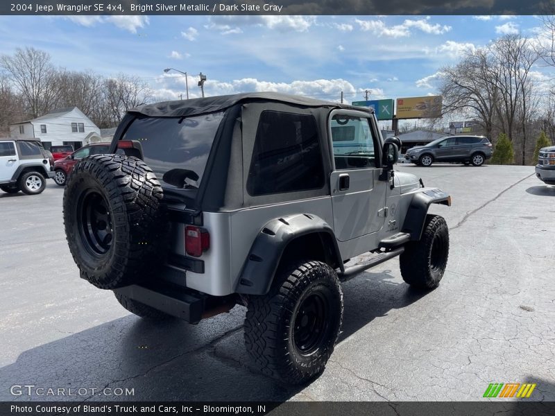 Bright Silver Metallic / Dark Slate Gray 2004 Jeep Wrangler SE 4x4