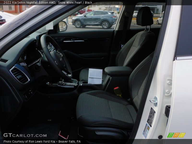 Snow White Pearl / Black 2022 Kia Seltos Nightfall Edition AWD