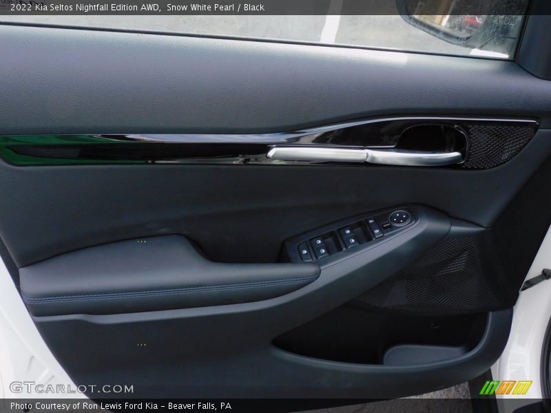 Snow White Pearl / Black 2022 Kia Seltos Nightfall Edition AWD
