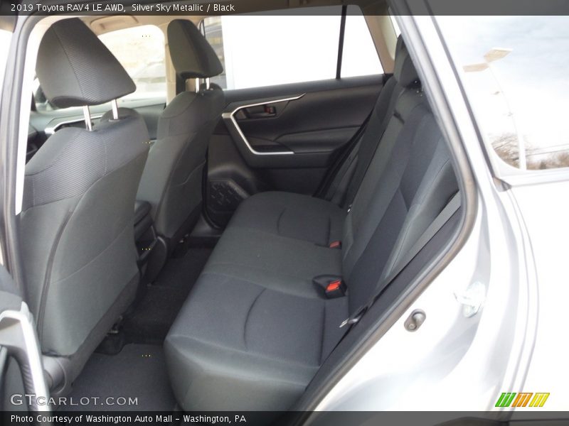 Silver Sky Metallic / Black 2019 Toyota RAV4 LE AWD