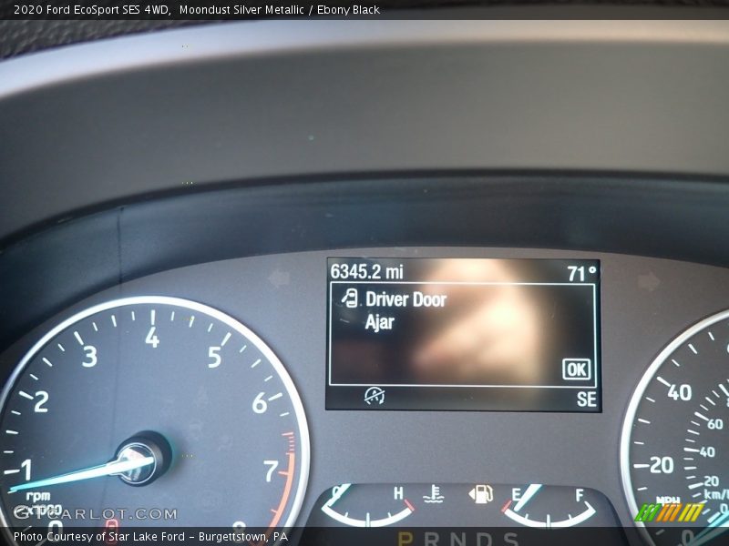 Moondust Silver Metallic / Ebony Black 2020 Ford EcoSport SES 4WD