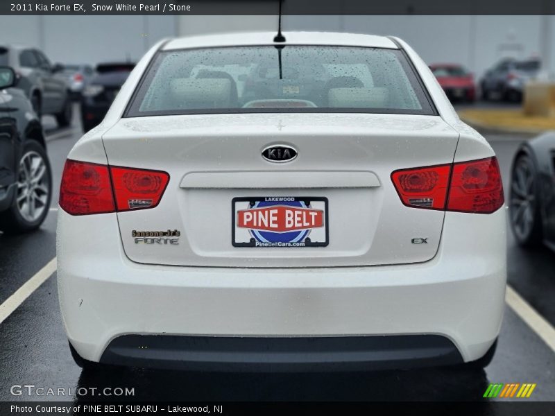 Snow White Pearl / Stone 2011 Kia Forte EX