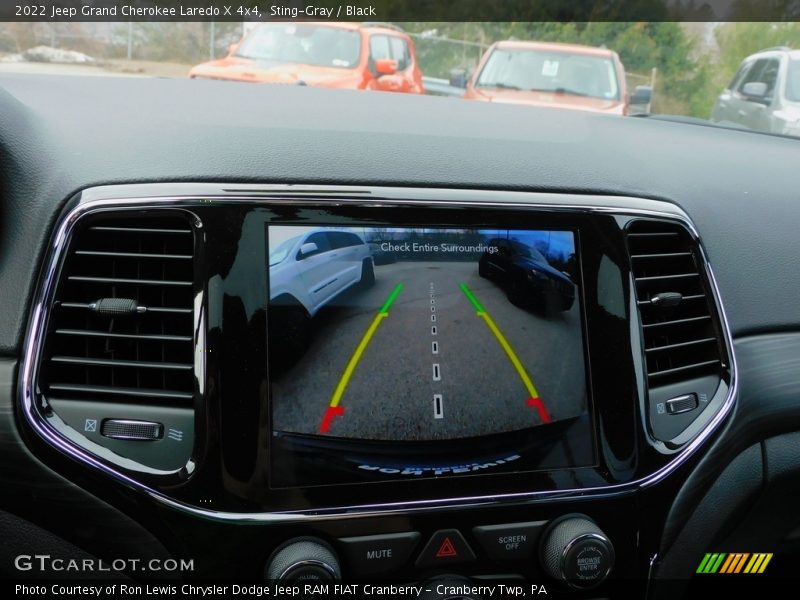 Sting-Gray / Black 2022 Jeep Grand Cherokee Laredo X 4x4