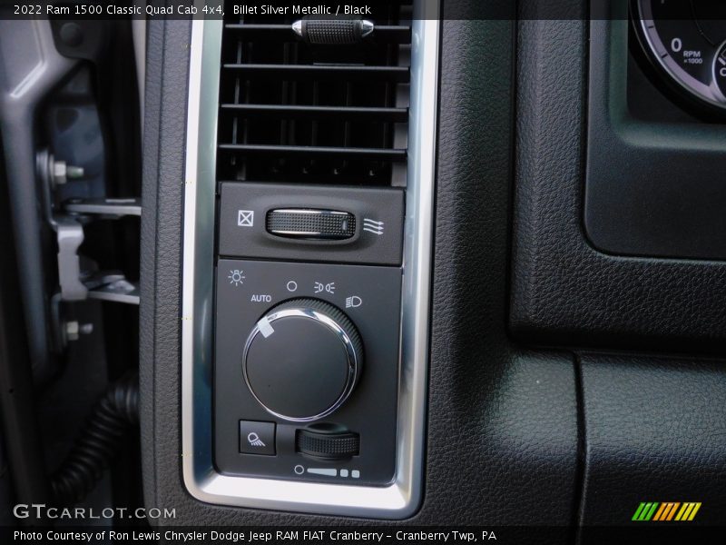 Billet Silver Metallic / Black 2022 Ram 1500 Classic Quad Cab 4x4