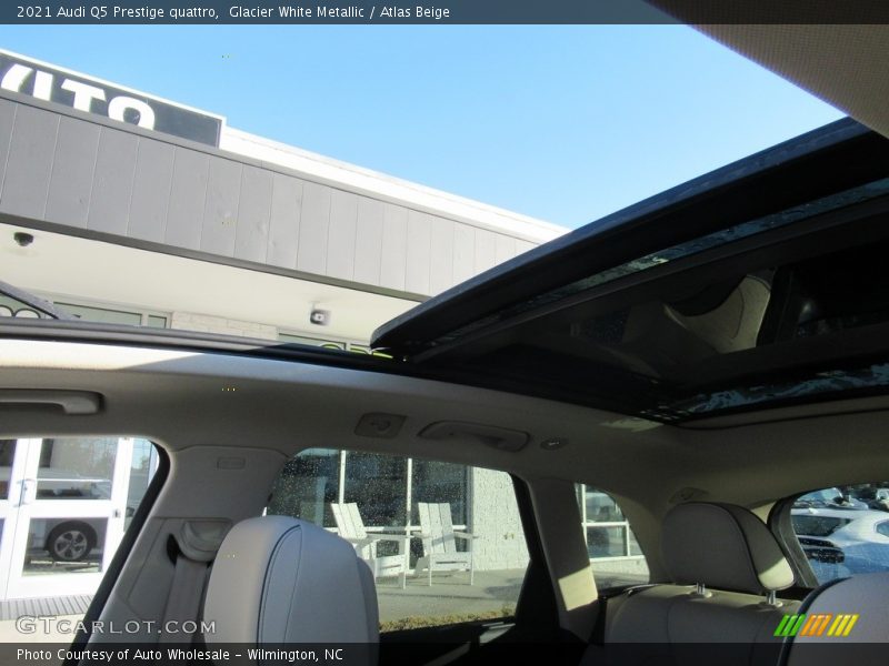 Glacier White Metallic / Atlas Beige 2021 Audi Q5 Prestige quattro