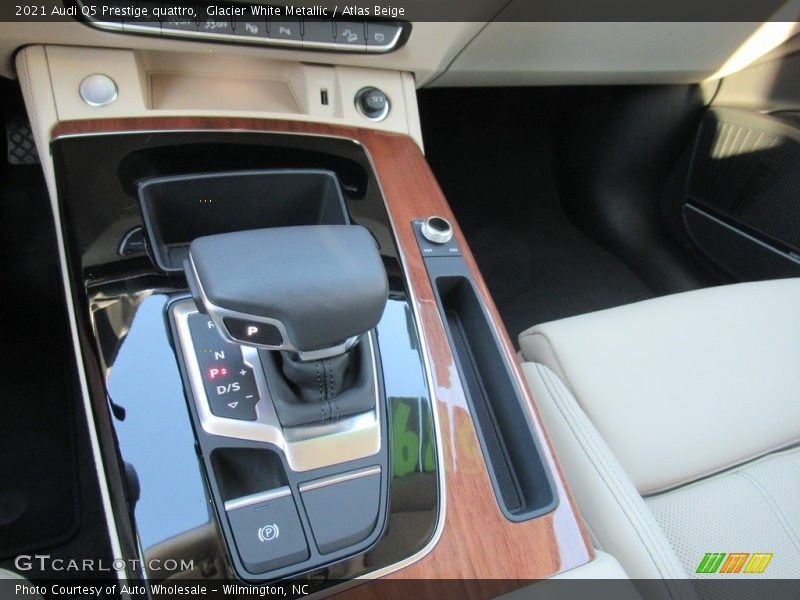 Glacier White Metallic / Atlas Beige 2021 Audi Q5 Prestige quattro