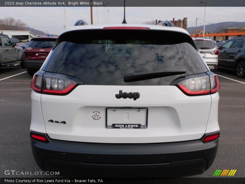 Bright White / Black 2020 Jeep Cherokee Altitude 4x4