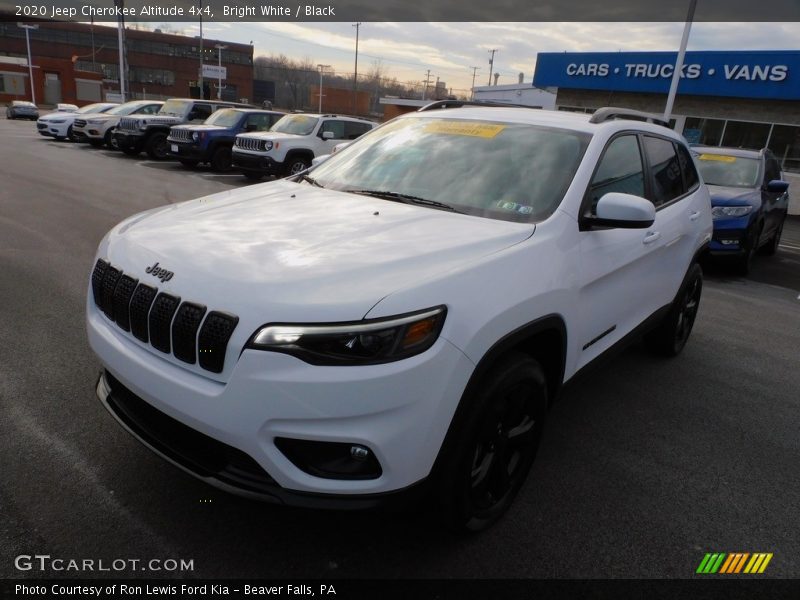 Bright White / Black 2020 Jeep Cherokee Altitude 4x4