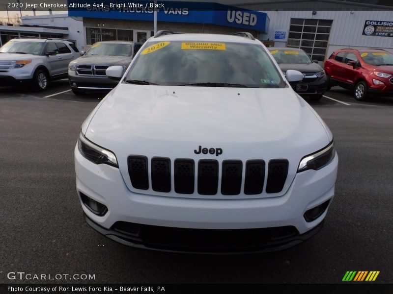 Bright White / Black 2020 Jeep Cherokee Altitude 4x4