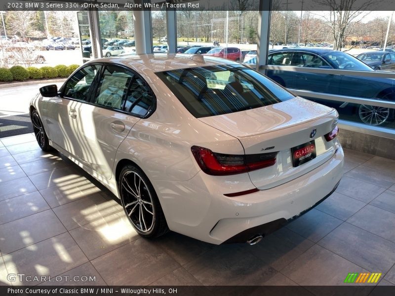 Alpine White / Tacora Red 2022 BMW 3 Series 330i xDrive Sedan