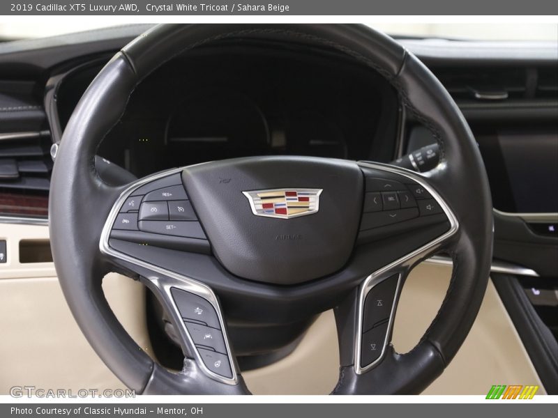 Crystal White Tricoat / Sahara Beige 2019 Cadillac XT5 Luxury AWD