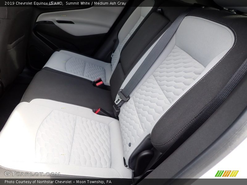 Summit White / Medium Ash Gray 2019 Chevrolet Equinox LS AWD