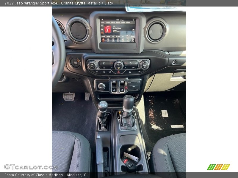 Controls of 2022 Wrangler Sport 4x4