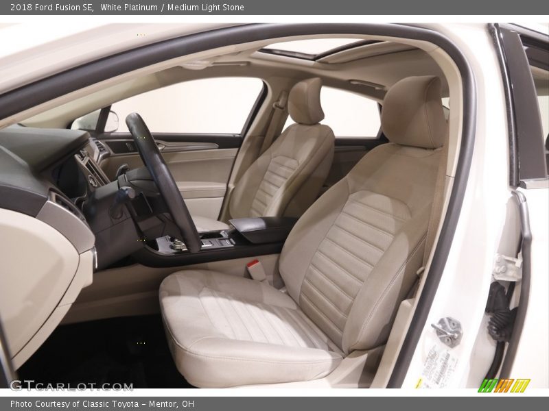 White Platinum / Medium Light Stone 2018 Ford Fusion SE