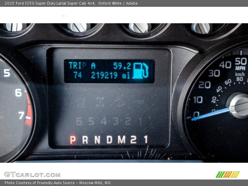 Oxford White / Adobe 2015 Ford F250 Super Duty Lariat Super Cab 4x4