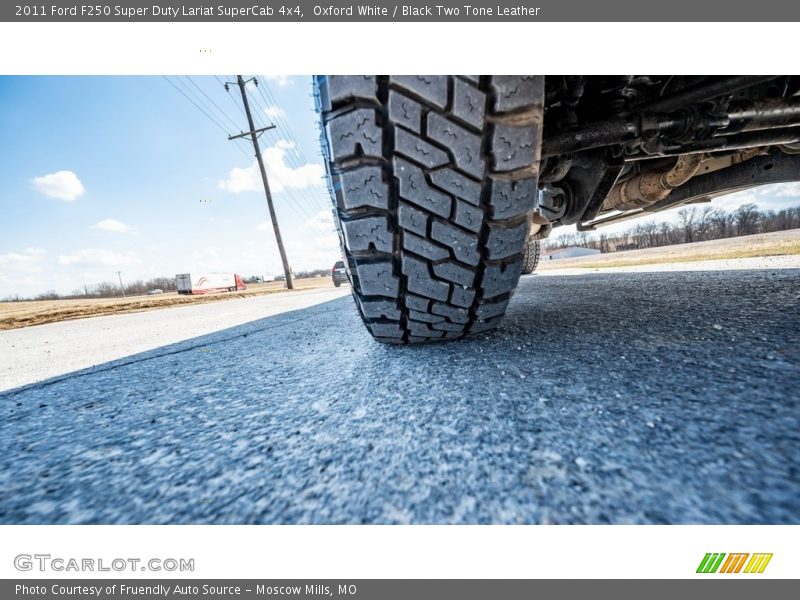 Oxford White / Black Two Tone Leather 2011 Ford F250 Super Duty Lariat SuperCab 4x4