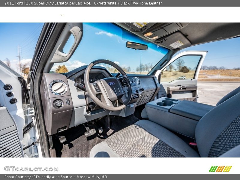 Oxford White / Black Two Tone Leather 2011 Ford F250 Super Duty Lariat SuperCab 4x4