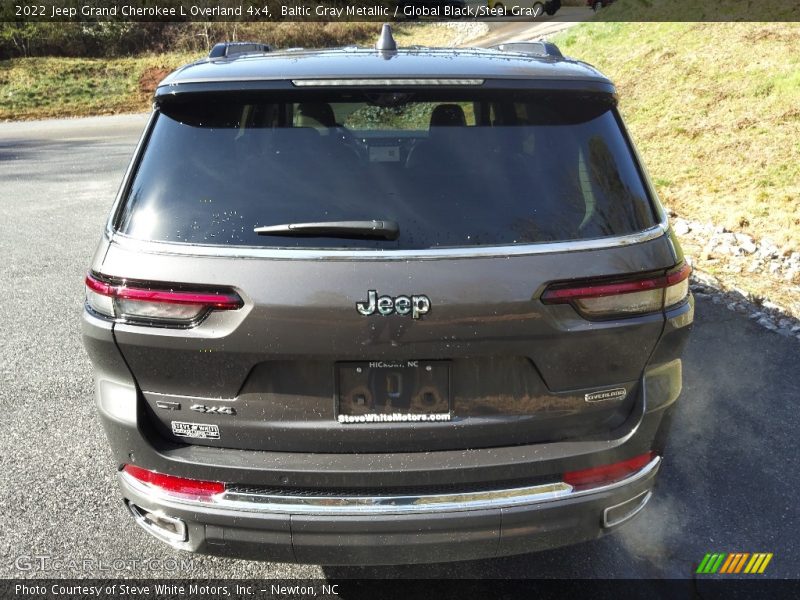 Baltic Gray Metallic / Global Black/Steel Gray 2022 Jeep Grand Cherokee L Overland 4x4