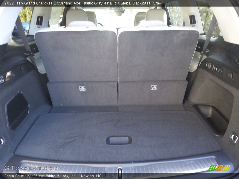 Baltic Gray Metallic / Global Black/Steel Gray 2022 Jeep Grand Cherokee L Overland 4x4