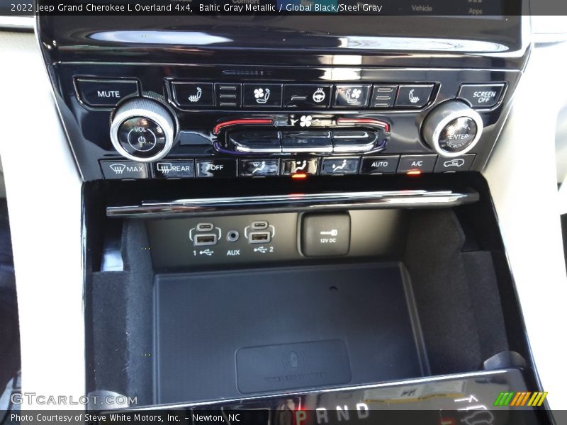Baltic Gray Metallic / Global Black/Steel Gray 2022 Jeep Grand Cherokee L Overland 4x4