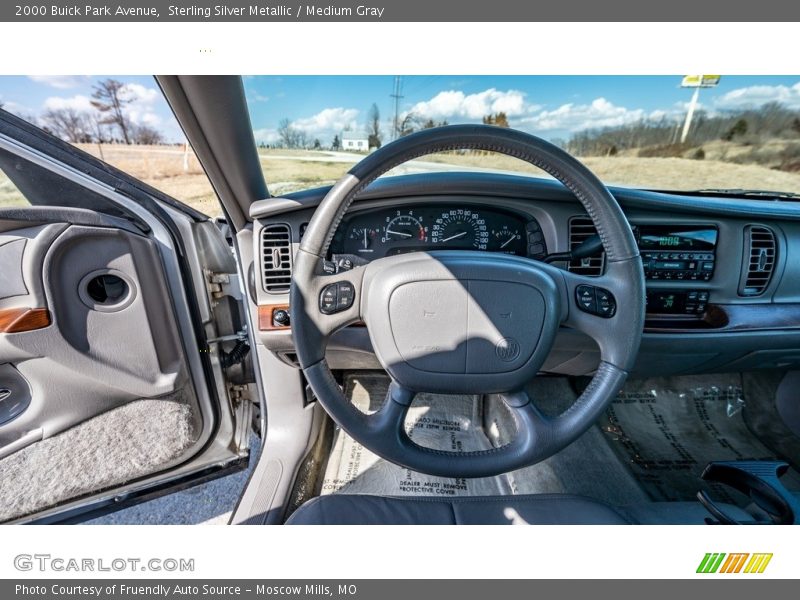 Sterling Silver Metallic / Medium Gray 2000 Buick Park Avenue