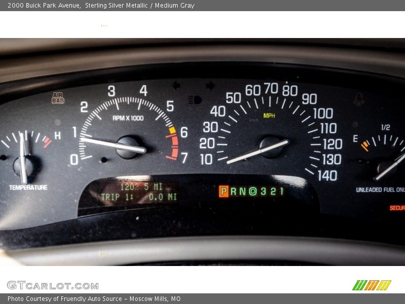 Sterling Silver Metallic / Medium Gray 2000 Buick Park Avenue