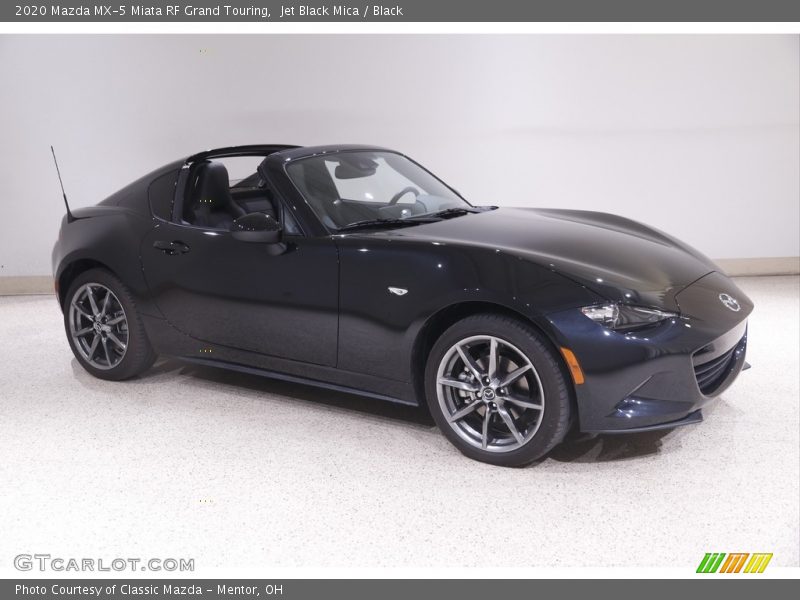 Front 3/4 View of 2020 MX-5 Miata RF Grand Touring
