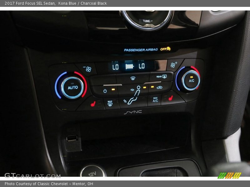 Kona Blue / Charcoal Black 2017 Ford Focus SEL Sedan