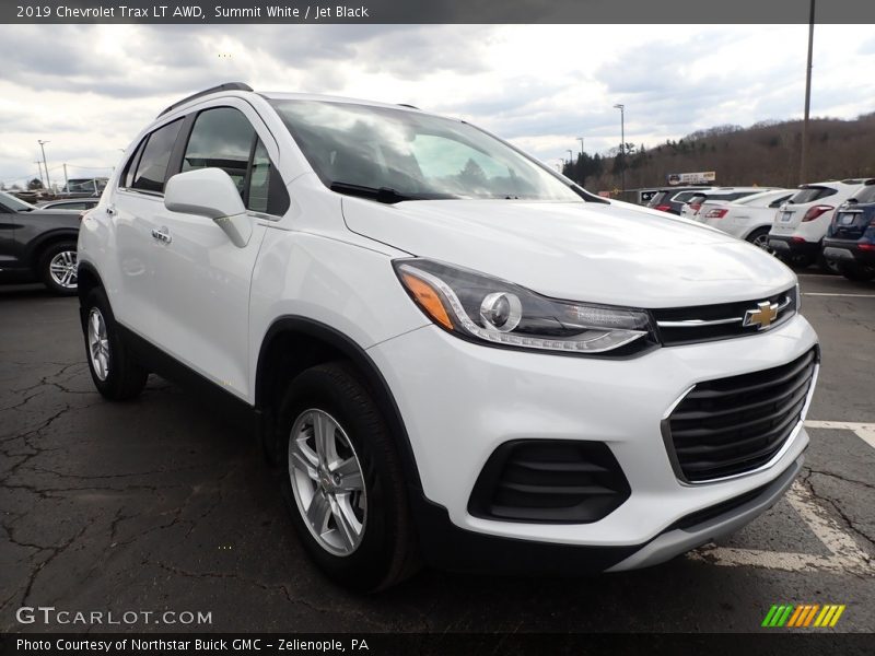 Summit White / Jet Black 2019 Chevrolet Trax LT AWD