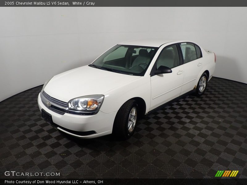 White / Gray 2005 Chevrolet Malibu LS V6 Sedan