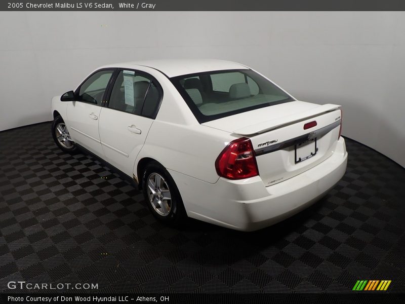 White / Gray 2005 Chevrolet Malibu LS V6 Sedan