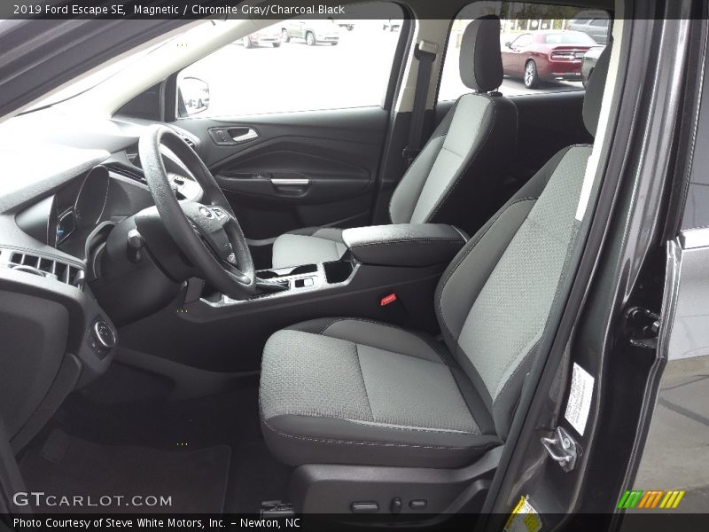 Magnetic / Chromite Gray/Charcoal Black 2019 Ford Escape SE