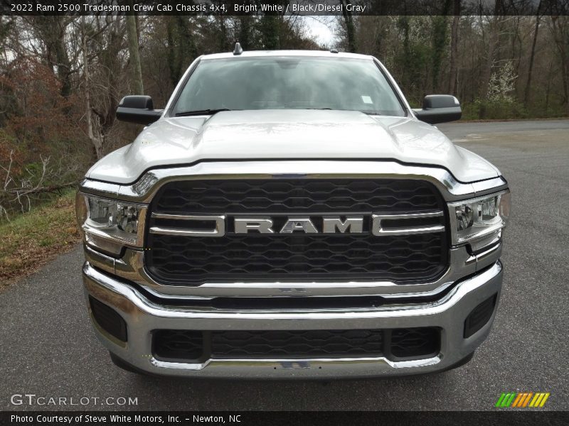 Bright White / Black/Diesel Gray 2022 Ram 2500 Tradesman Crew Cab Chassis 4x4