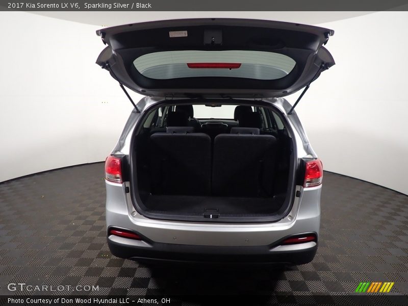 2017 Sorento LX V6 Trunk