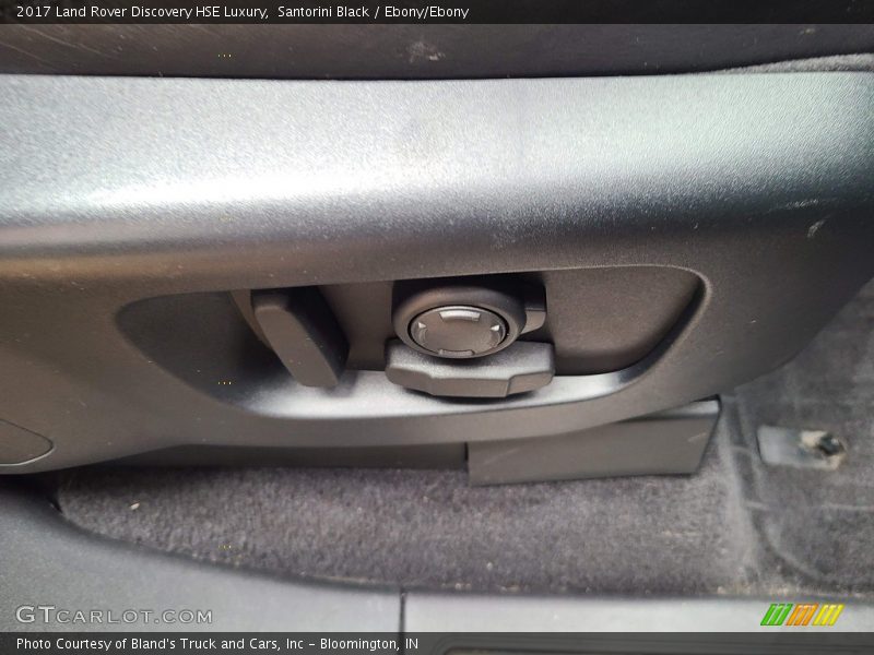 Santorini Black / Ebony/Ebony 2017 Land Rover Discovery HSE Luxury