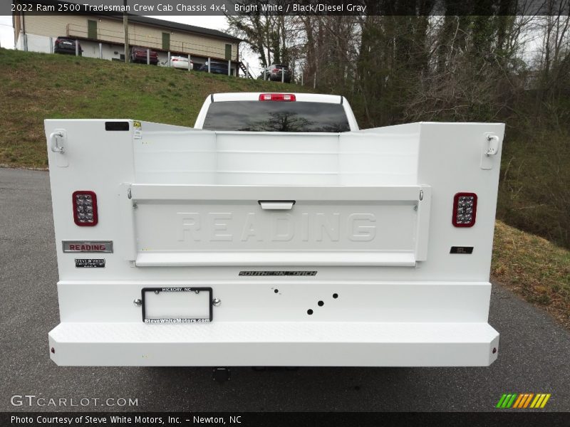 Bright White / Black/Diesel Gray 2022 Ram 2500 Tradesman Crew Cab Chassis 4x4