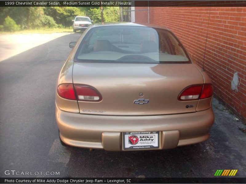 Medium Sunset Gold Metallic / Neutral 1999 Chevrolet Cavalier Sedan