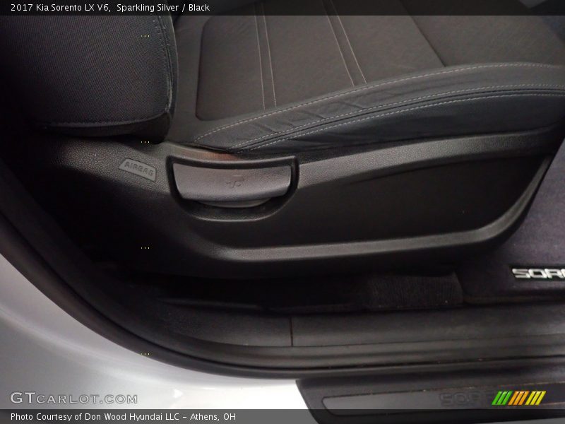 Front Seat of 2017 Sorento LX V6