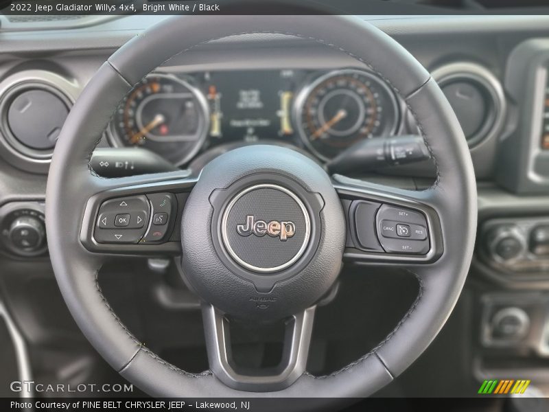 Bright White / Black 2022 Jeep Gladiator Willys 4x4