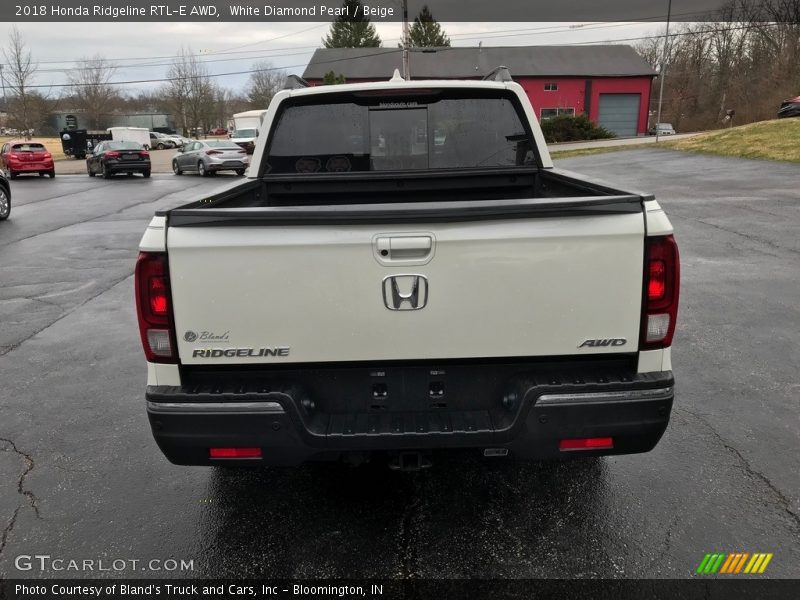 White Diamond Pearl / Beige 2018 Honda Ridgeline RTL-E AWD