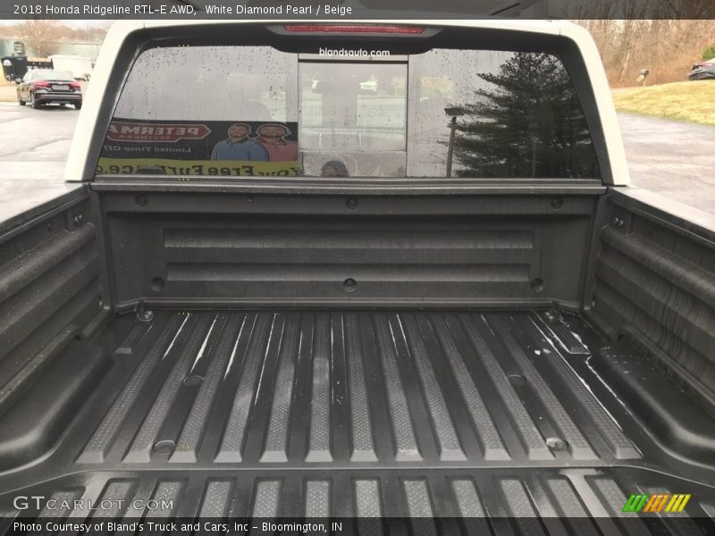 White Diamond Pearl / Beige 2018 Honda Ridgeline RTL-E AWD