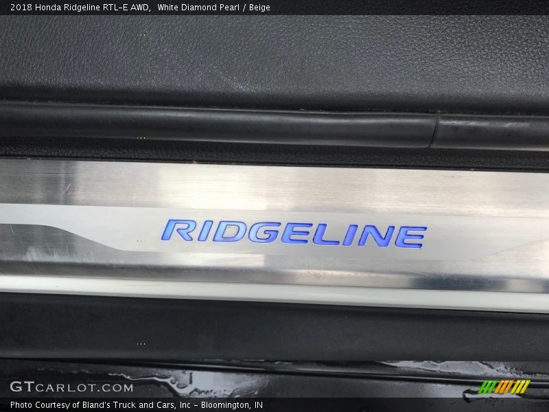 White Diamond Pearl / Beige 2018 Honda Ridgeline RTL-E AWD