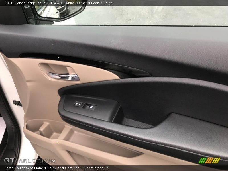 White Diamond Pearl / Beige 2018 Honda Ridgeline RTL-E AWD