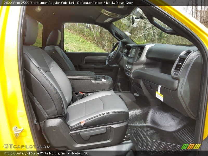  2022 2500 Tradesman Regular Cab 4x4 Black/Diesel Gray Interior