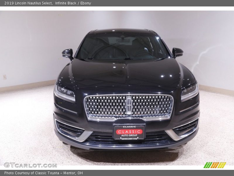 Infinite Black / Ebony 2019 Lincoln Nautilus Select