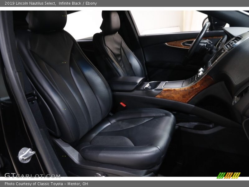 Front Seat of 2019 Nautilus Select