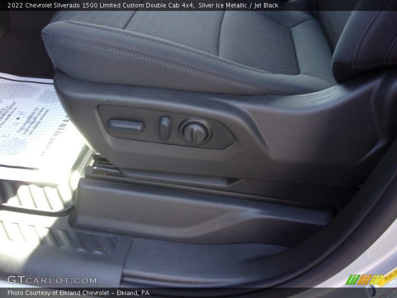 Silver Ice Metallic / Jet Black 2022 Chevrolet Silverado 1500 Limited Custom Double Cab 4x4