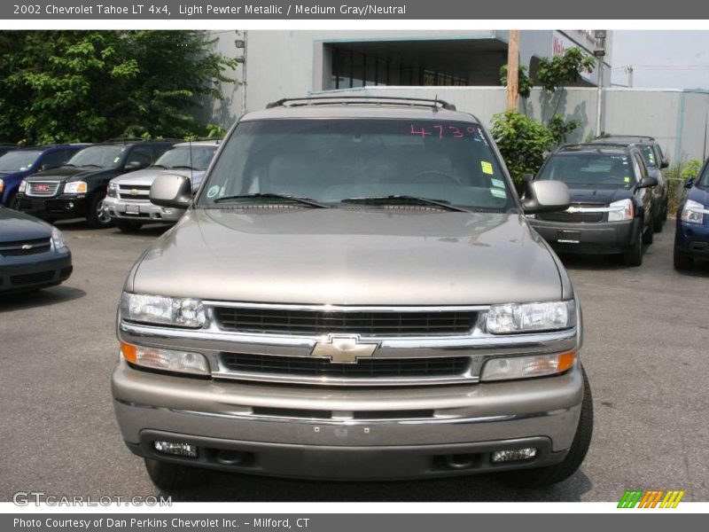 Light Pewter Metallic / Medium Gray/Neutral 2002 Chevrolet Tahoe LT 4x4