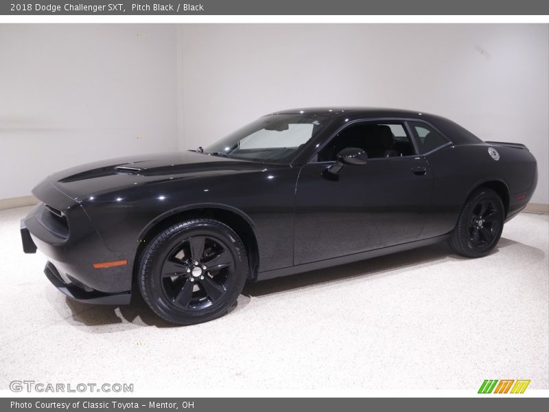 Pitch Black / Black 2018 Dodge Challenger SXT